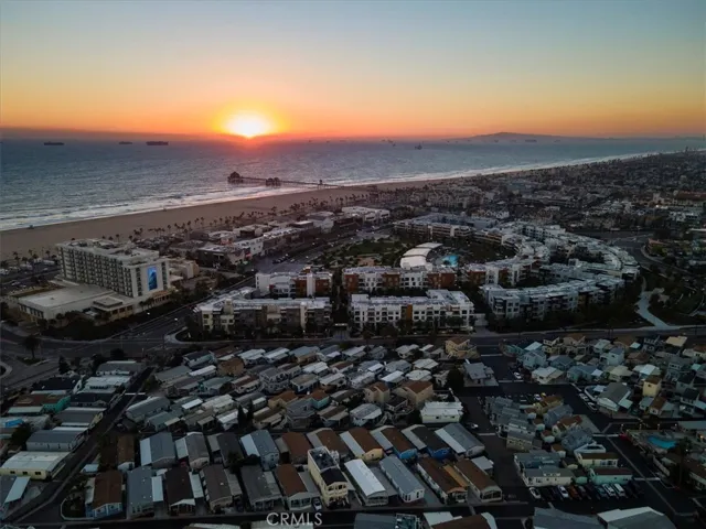 80 Huntington Street 459, Huntington Beach, California 92648