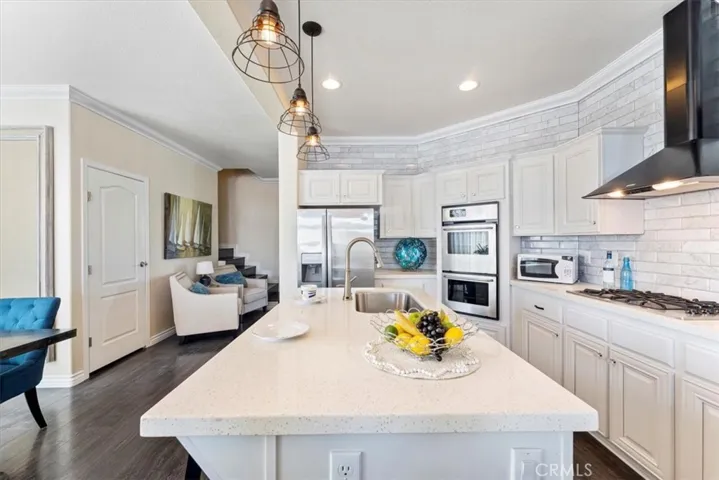 Beautiful subway tile backsplash.