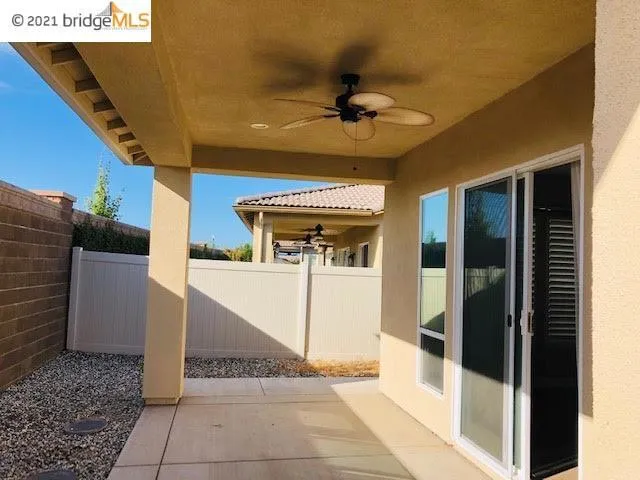 2217 Via Cavallo, Oakdale, California 95361