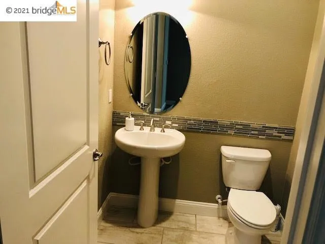 2217 Via Cavallo, Oakdale, California 95361