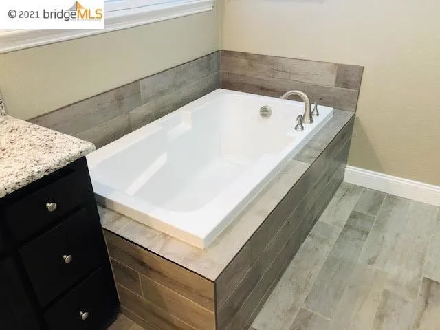 2217 Via Cavallo, Oakdale, California 95361