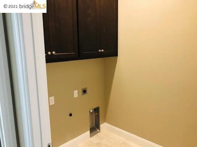 2217 Via Cavallo, Oakdale, California 95361