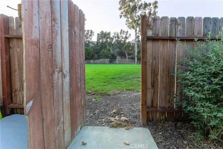 Direct access to neighborhood park
