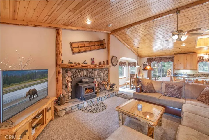 41821 Garstin Drive, Big Bear, California 92315
