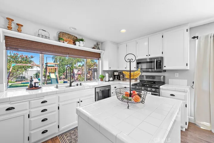 31750 Monique Circle, Temecula, California 92591