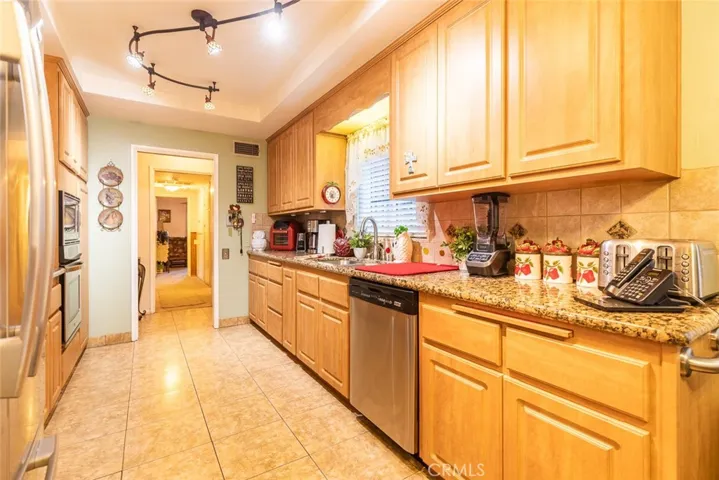 1029 N Acacia Ave, Rialto, California 92376