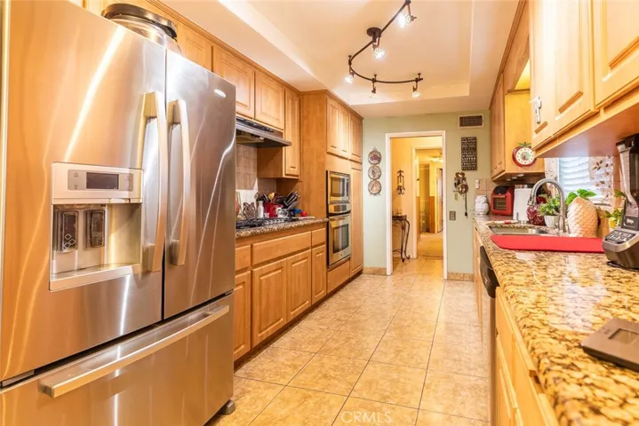 1029 N Acacia Ave, Rialto, California 92376