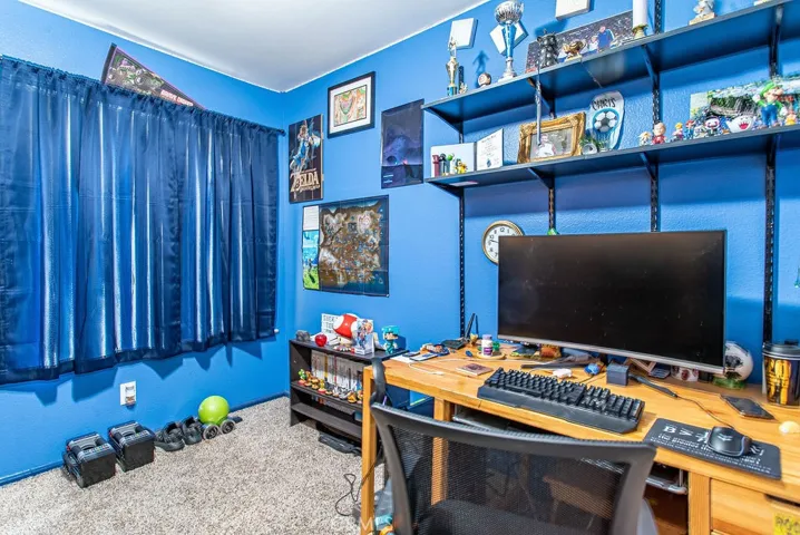 20741 Dan Court, Saugus, California 91350