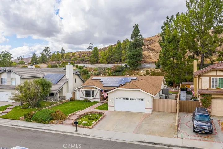 20741 Dan Court, Saugus, California 91350
