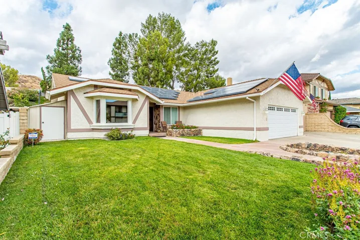 20741 Dan Court, Saugus, California 91350