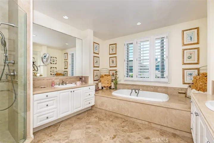 26 Long Bay Drive, Newport Beach, California 92660