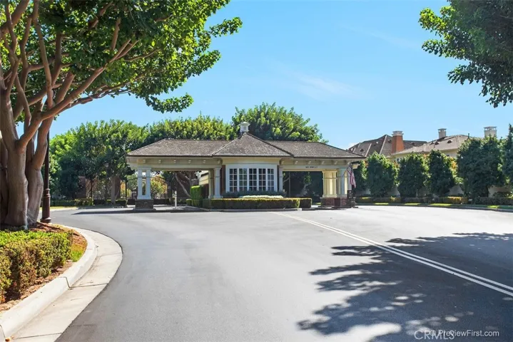 26 Long Bay Drive, Newport Beach, California 92660