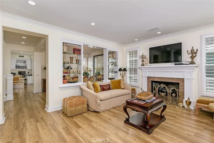 26 Long Bay Drive, Newport Beach, California 92660