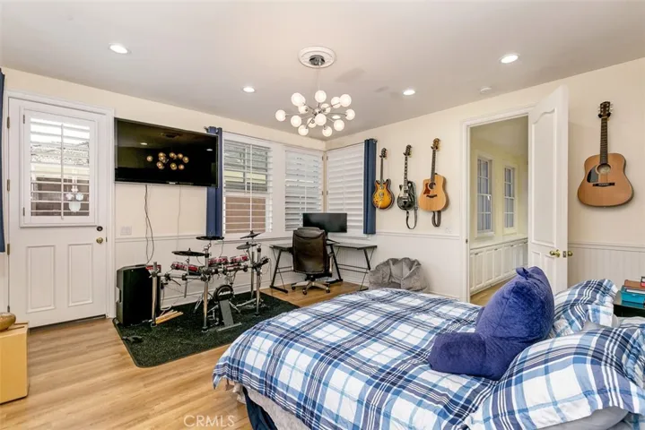 26 Long Bay Drive, Newport Beach, California 92660