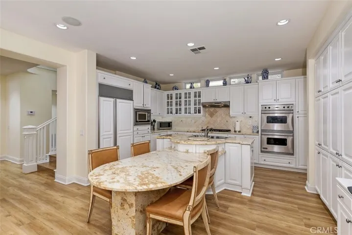 26 Long Bay Drive, Newport Beach, California 92660