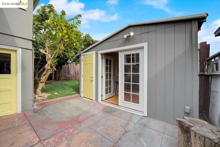 5414 Hillen Dr, Oakland, California 94619