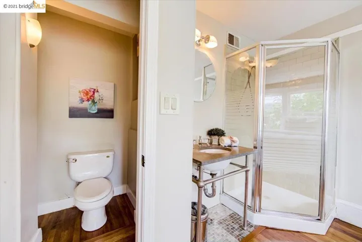 5414 Hillen Dr, Oakland, California 94619