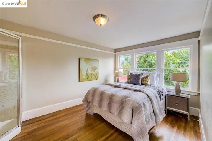 5414 Hillen Dr, Oakland, California 94619