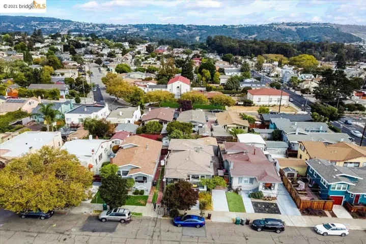 5414 Hillen Dr, Oakland, California 94619