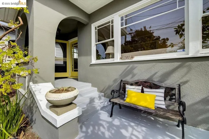 5414 Hillen Dr, Oakland, California 94619