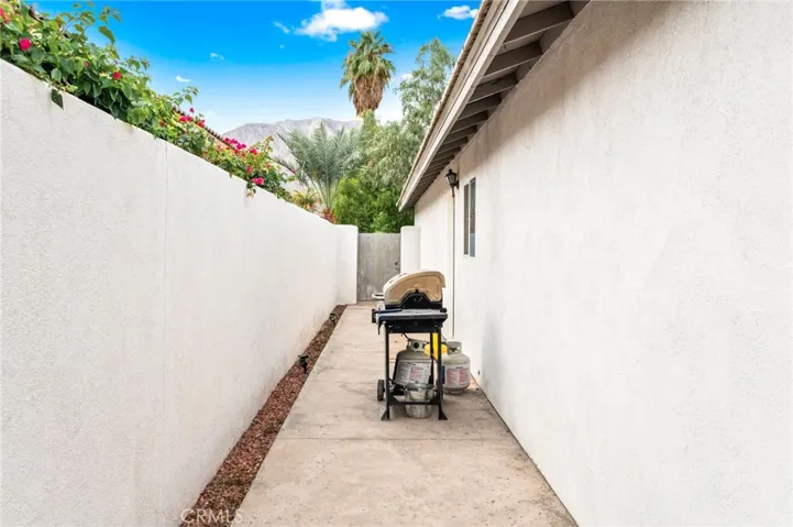 52660 Avenida Mendoza, La Quinta, California 92253