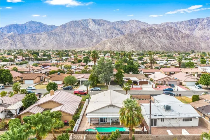 52660 Avenida Mendoza, La Quinta, California 92253