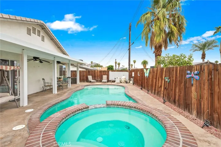 52660 Avenida Mendoza, La Quinta, California 92253