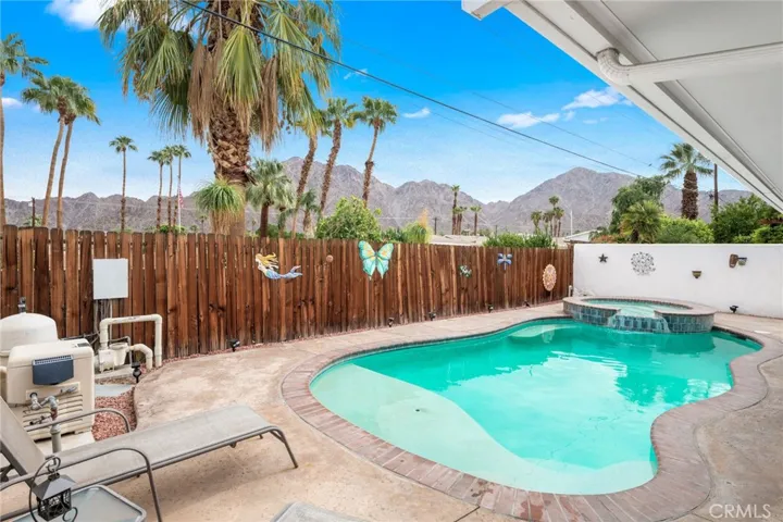 52660 Avenida Mendoza, La Quinta, California 92253