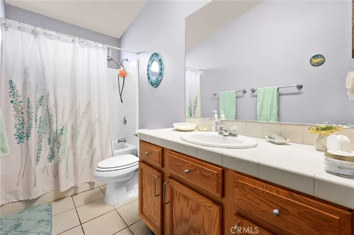 52660 Avenida Mendoza, La Quinta, California 92253