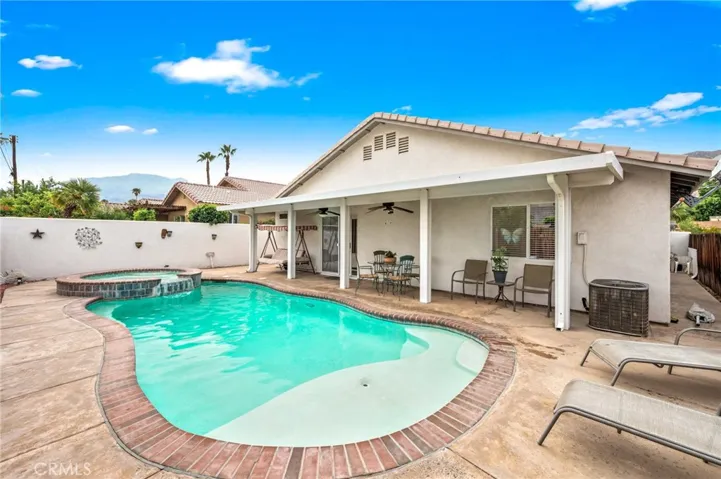 52660 Avenida Mendoza, La Quinta, California 92253