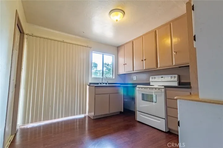 3970 Oakland Avenue, Clearlake, California 95422