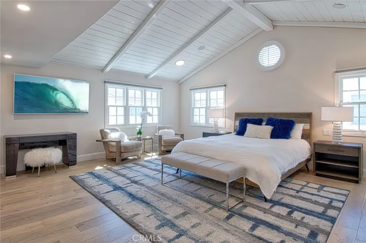 5301 River Avenue, Newport Beach, California 92663