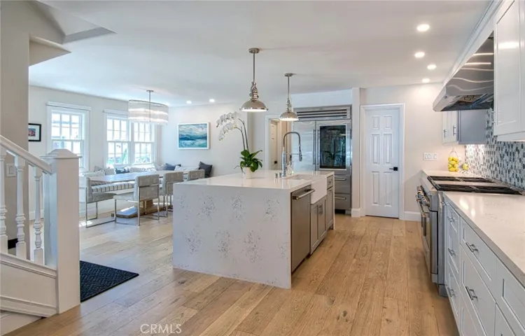 5301 River Avenue, Newport Beach, California 92663