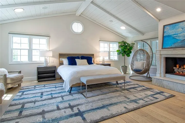 5301 River Avenue, Newport Beach, California 92663