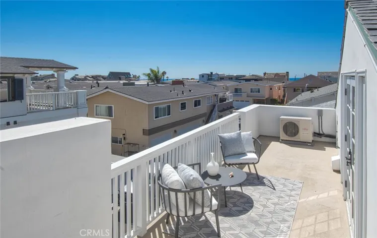 5301 River Avenue, Newport Beach, California 92663