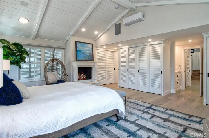 5301 River Avenue, Newport Beach, California 92663
