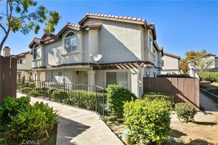 Private fenced patio