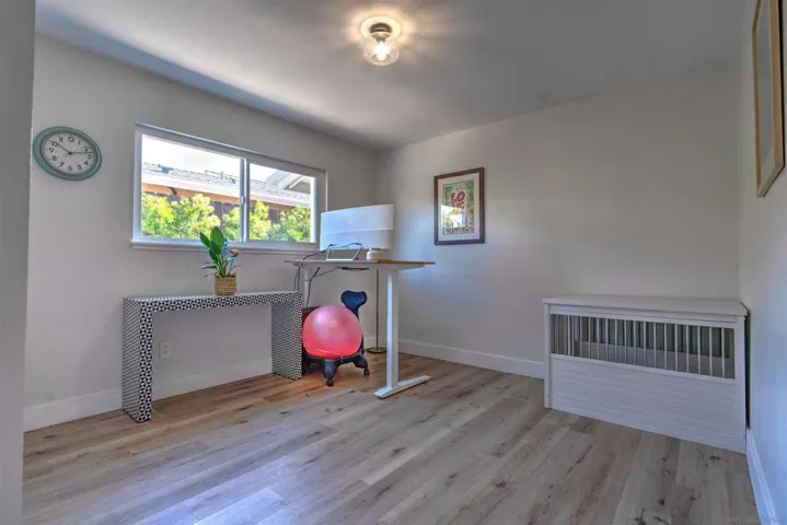 3748 Governor Dr, San Diego, California 92122