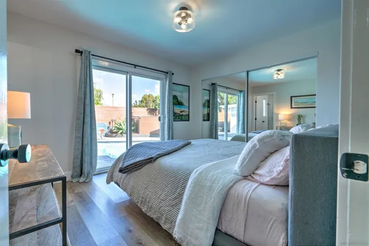 3748 Governor Dr, San Diego, California 92122