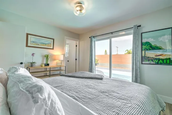 3748 Governor Dr, San Diego, California 92122