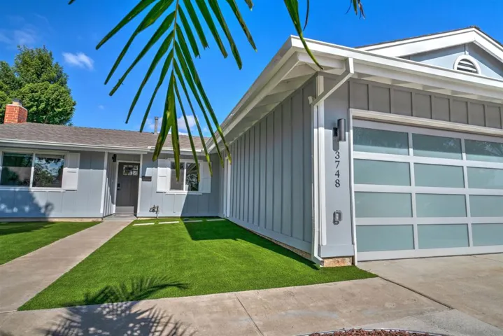 3748 Governor Dr, San Diego, California 92122