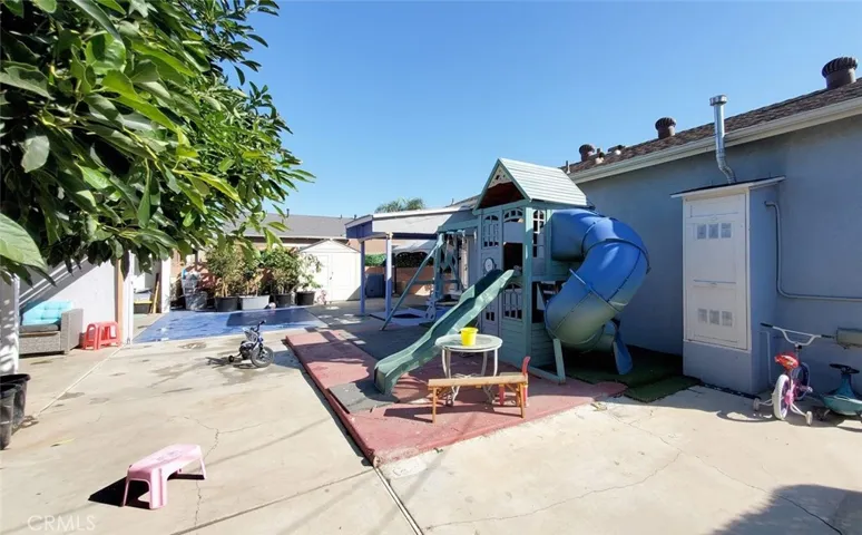 2242 S Parton Street, Santa Ana, California 92707