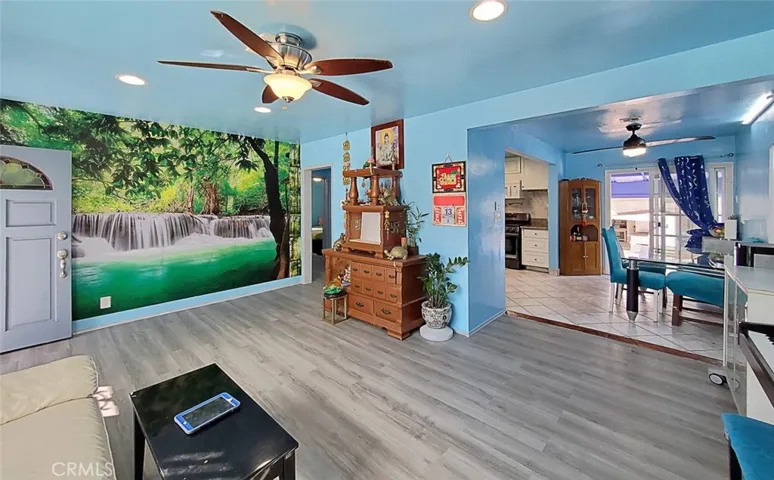 2242 S Parton Street, Santa Ana, California 92707