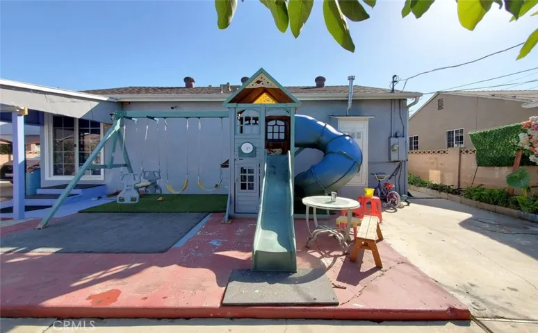 2242 S Parton Street, Santa Ana, California 92707