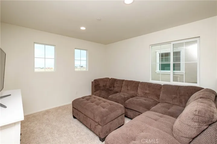 10756 Quarter Horse Avenue, Hesperia, California 92345