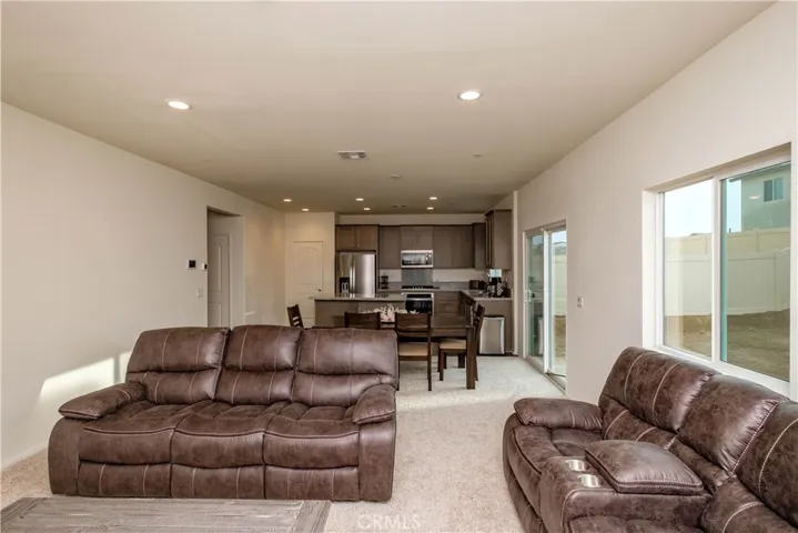 10756 Quarter Horse Avenue, Hesperia, California 92345