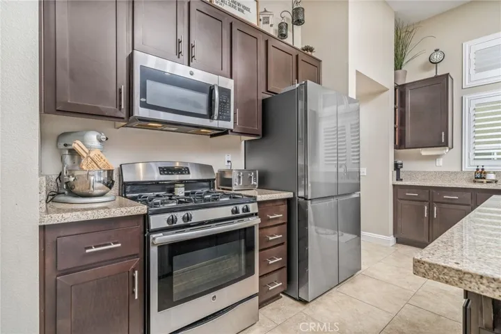 36374 Straightaway Drive, Beaumont, California 92223