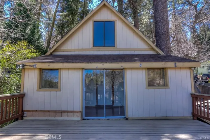 22832 Waters Drive, Crestline, California 92325