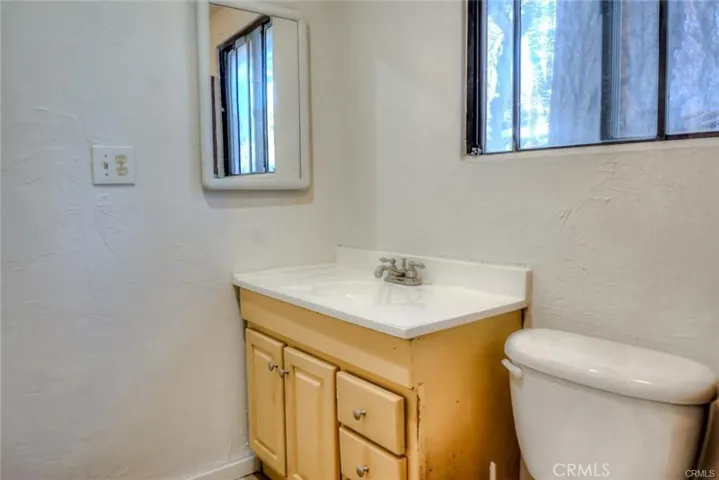 22832 Waters Drive, Crestline, California 92325
