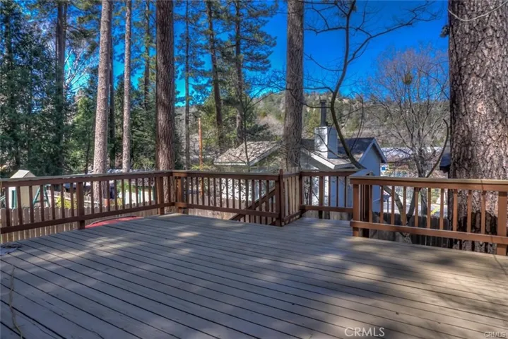 22832 Waters Drive, Crestline, California 92325